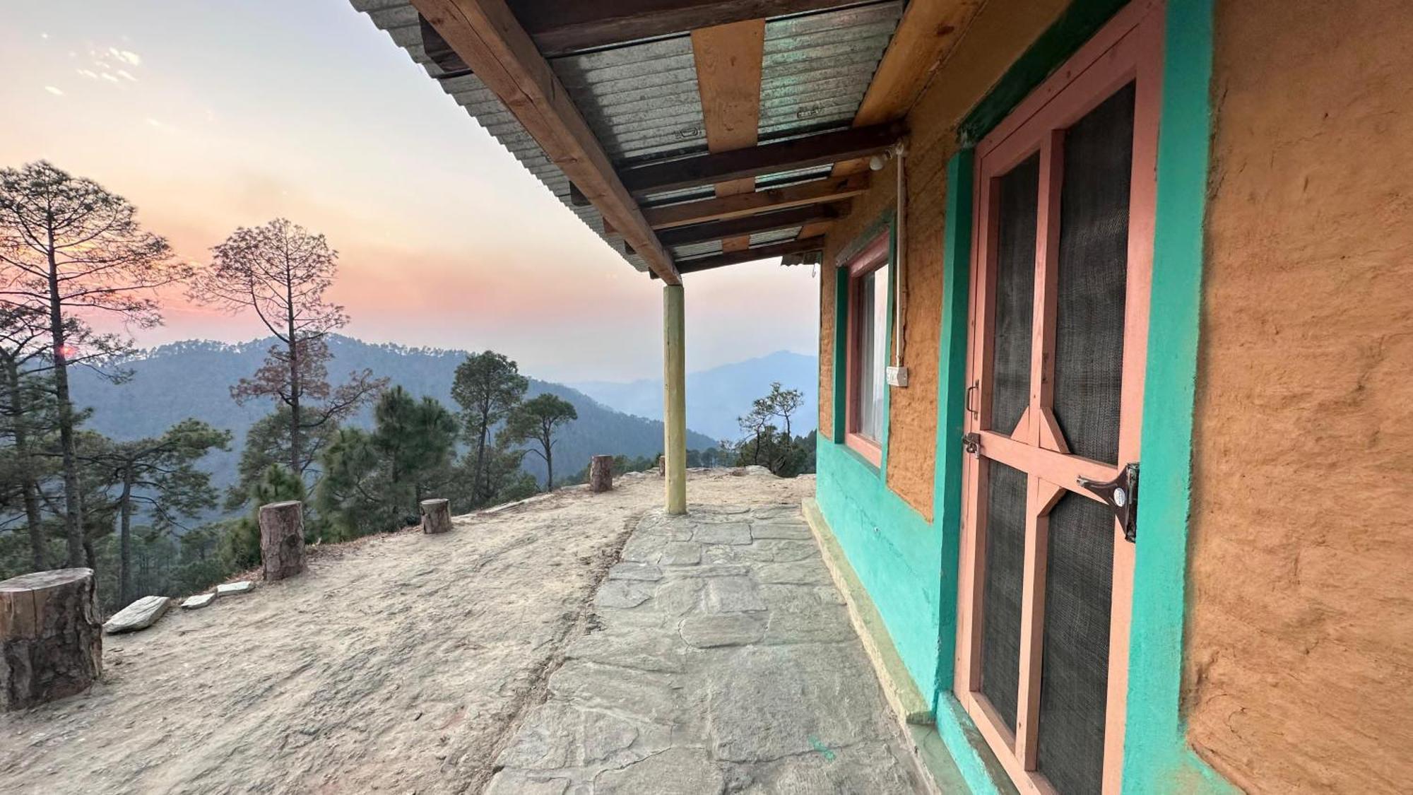 Joshi Cottage บินซาร์ ภายนอก รูปภาพ